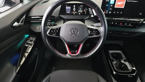 VOLKSWAGEN ID.5 ID.5 77kWh GTX 4Motion