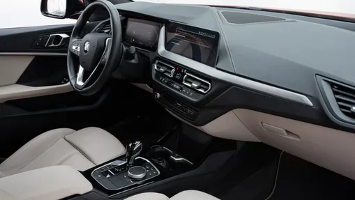 BMW Seria 2 220i xDrive Sport Line aut