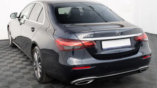 MERCEDES-BENZ E Klasa E 220 d Avantgarde