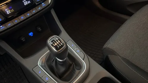 HYUNDAI i30 i30 1.0 T-GDI Smart