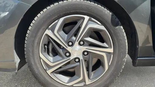 HYUNDAI i30 i30 1.0 T-GDI Smart