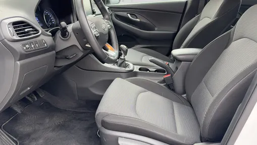 HYUNDAI i30 i30 1.0 T-GDI Modern