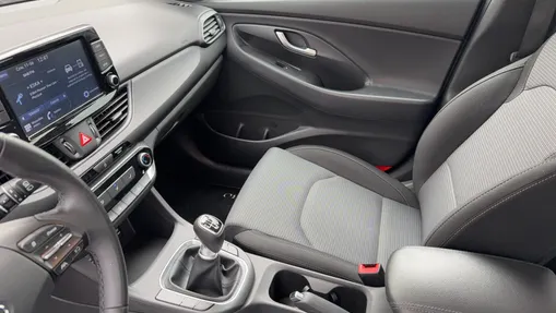 HYUNDAI i30 i30 1.0 T-GDI Modern