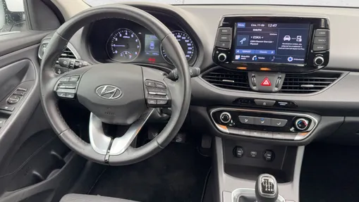 HYUNDAI i30 i30 1.0 T-GDI Modern