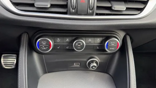 ALFA ROMEO Stelvio Stelvio 2.0 Turbo Veloce Q4 aut