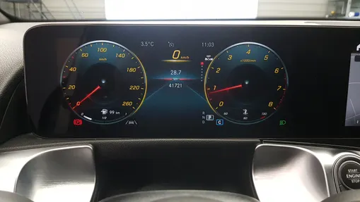 MERCEDES-BENZ GLB GLB 200 4-Matic AMG Line 8G-DCT