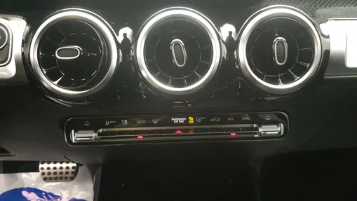 MERCEDES-BENZ GLB GLB 200 4-Matic AMG Line 8G-DCT