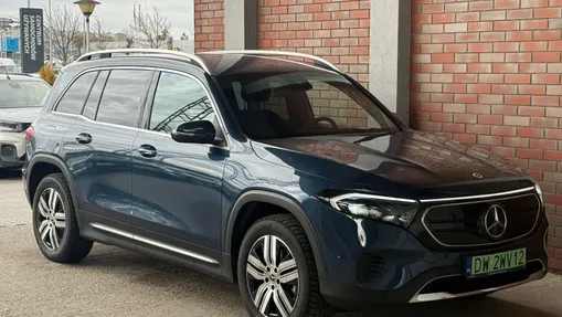 MERCEDES-BENZ EQB EQB 300 66.5kWh 4-Matic Progressive 7os.