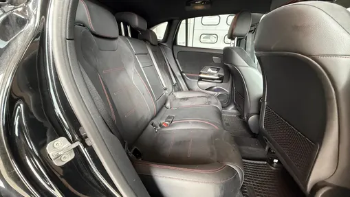 MERCEDES-BENZ EQA EQA 350 66.5kWh 4-Matic AMG Line