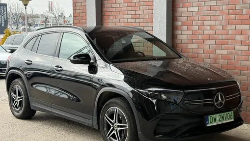 MERCEDES-BENZ EQA EQA 350 66.5kWh 4-Matic AMG Line
