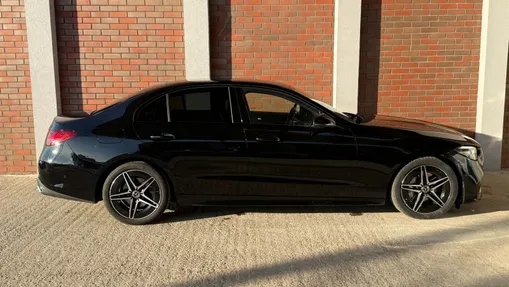 MERCEDES-BENZ C Klasa C 200 d mHEV AMG