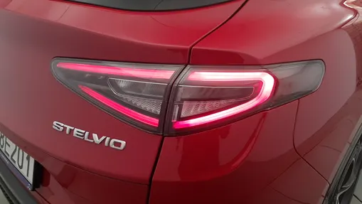 ALFA ROMEO Stelvio Stelvio 2.0 Turbo Veloce Q4 aut