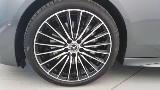 MERCEDES-BENZ C Klasa C 220 d mHEV 4-Matic AMG