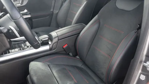 MERCEDES-BENZ EQA EQA 250 66.5kWh AMG Line