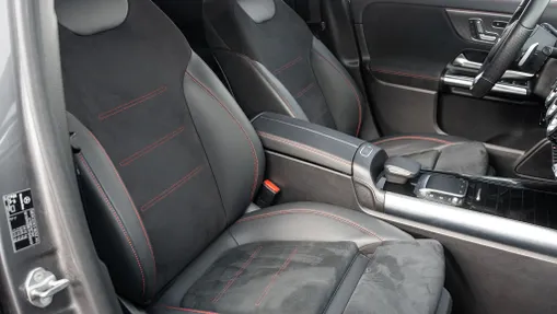 MERCEDES-BENZ EQA EQA 250 66.5kWh AMG Line