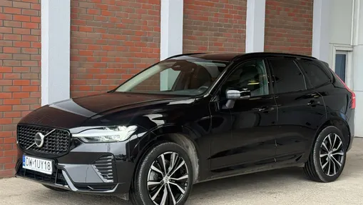 VOLVO XC60 XC60 B5 B AWD Plus Dark aut