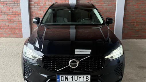 VOLVO XC60 XC60 B5 B AWD Plus Dark aut