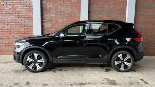 VOLVO XC40 XC40 73kWh P6 Recharge Plus aut