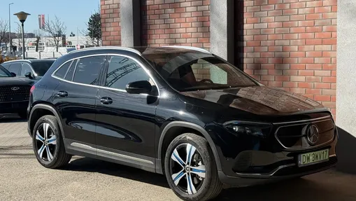 MERCEDES-BENZ EQA EQA 300 66.5kWh 4-Matic Electric Art