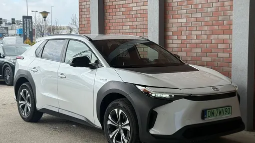 TOYOTA bZ4X bZ4X 71.4kWh Prestige