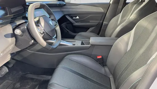 PEUGEOT 308 308 1.2 PureTech Allure S&S EAT8