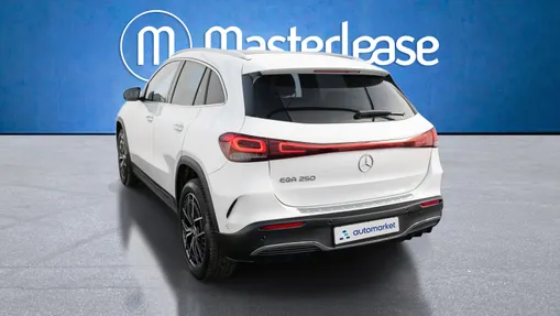 MERCEDES-BENZ EQA EQA 250 66.5kWh AMG Line