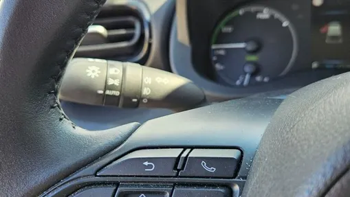 TOYOTA Yaris Yaris Hybrid 1.5 Comfort