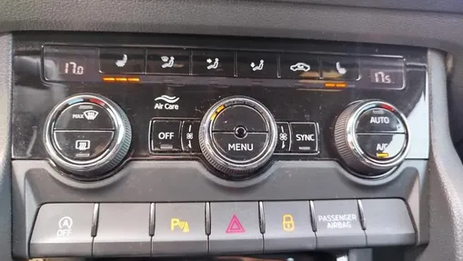 SKODA Karoq Karoq 1.5 TSI ACT 4x2 Sportline DSG