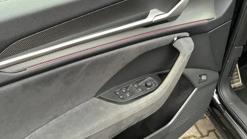 SKODA Kodiaq Kodiaq 1.5 TSI mHEV 4x2 Sportline DSG