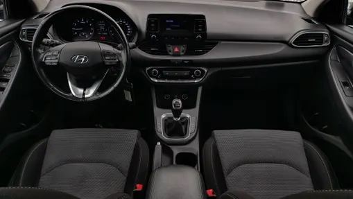 HYUNDAI i30 i30 1.5 DPI Classic +