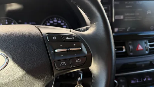 HYUNDAI i30 i30 1.5 T-GDI 48V Smart