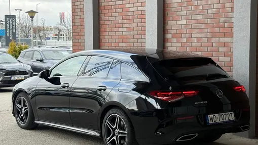 MERCEDES-BENZ CLA CLA 200 d AMG Line 8G-DCT