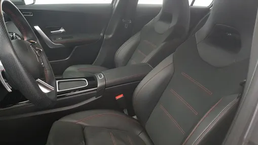 MERCEDES-BENZ A Klasa A 200 AMG Line 7G-DCT