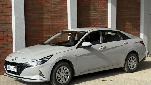 HYUNDAI Elantra Elantra 1.6 Modern