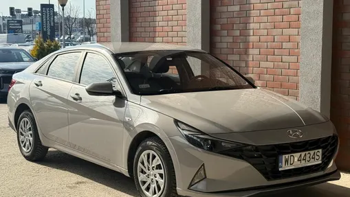 HYUNDAI Elantra Elantra 1.6 Modern