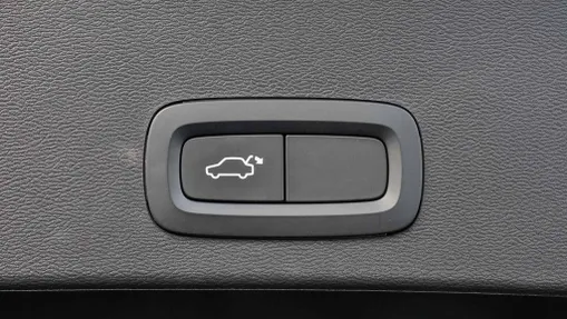 VOLVO XC40 XC40 B4 B AWD Momentum aut