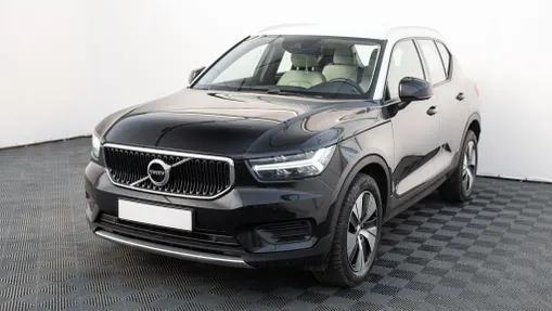 VOLVO XC40 XC40 B4 B AWD Momentum aut