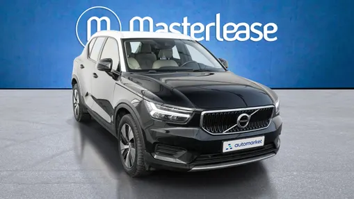 VOLVO XC40 XC40 B4 B AWD Momentum aut