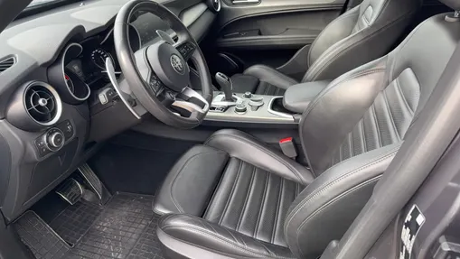 ALFA ROMEO Stelvio Stelvio 2.0 Turbo Veloce Q4 aut