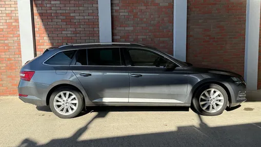 SKODA Superb Superb 2.0 TSI Ambition DSG