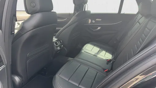MERCEDES-BENZ E Klasa E 220 d 4-Matic Business Edition