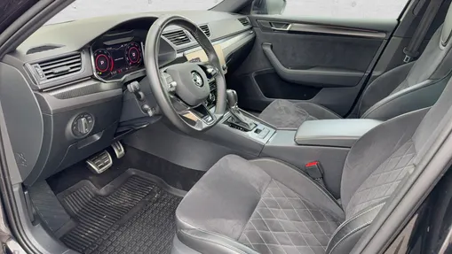 SKODA Superb Superb 2.0 TSI Sportline DSG