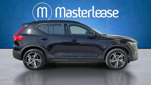 VOLVO XC40 XC40 B3 Plus Dark aut