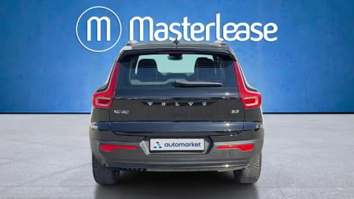 VOLVO XC40 XC40 B3 Plus Dark aut