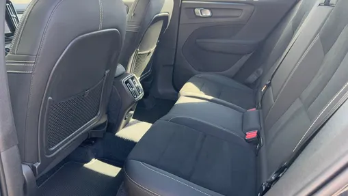 VOLVO XC40 XC40 B3 Plus Dark aut