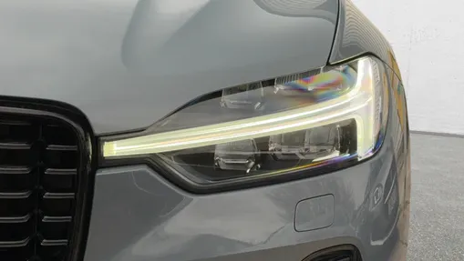 VOLVO XC60 XC60 B4 B Plus Dark aut
