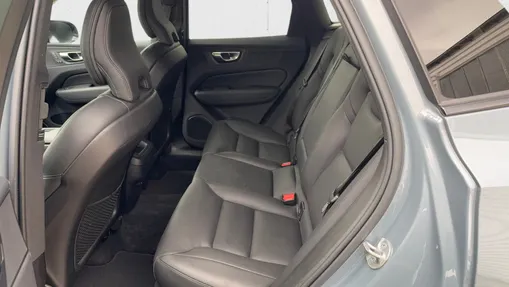 VOLVO XC60 XC60 B4 B Plus Dark aut