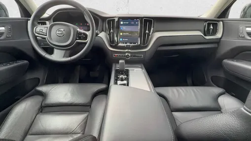 VOLVO XC60 XC60 B4 B Plus Dark aut