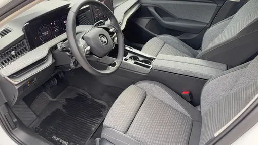SKODA Superb Superb 2.0 TDI SCR Selection DSG