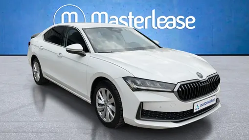 SKODA Superb Superb 2.0 TDI SCR Selection DSG